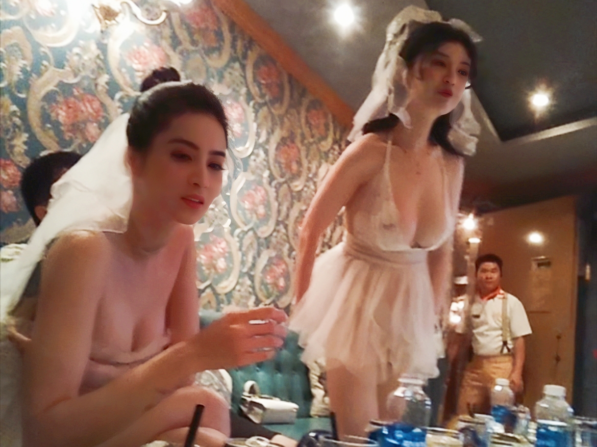 【名店推荐】胡志明Boss薄纱KTV：没有“摔碎了也不心疼”的家底儿和心态，是玩不了花瓶的 | 嘿胖夜游-泰国越南暗黑团夜生活红灯区